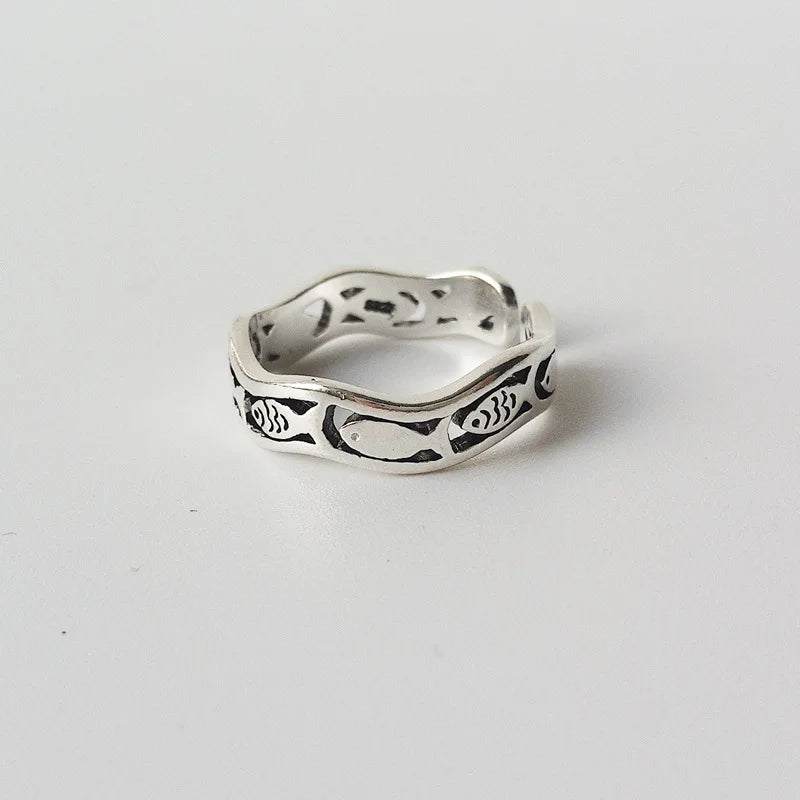 Charming Silver Ring for Any Occasion
