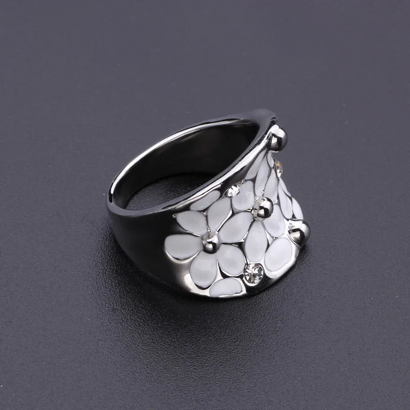 Beautiful Ring with Unique Style