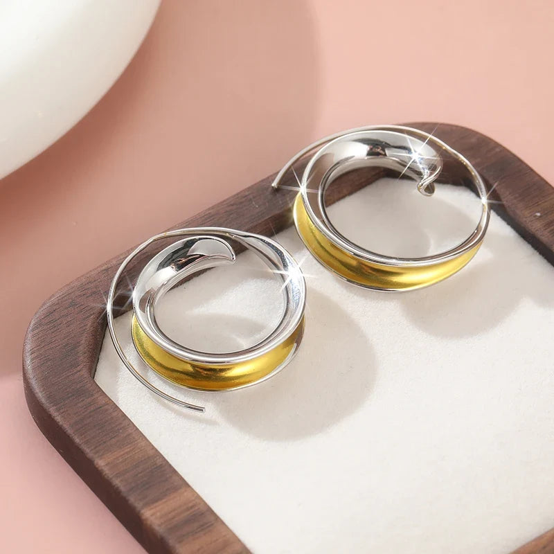 Romantic Earring for Special Moments