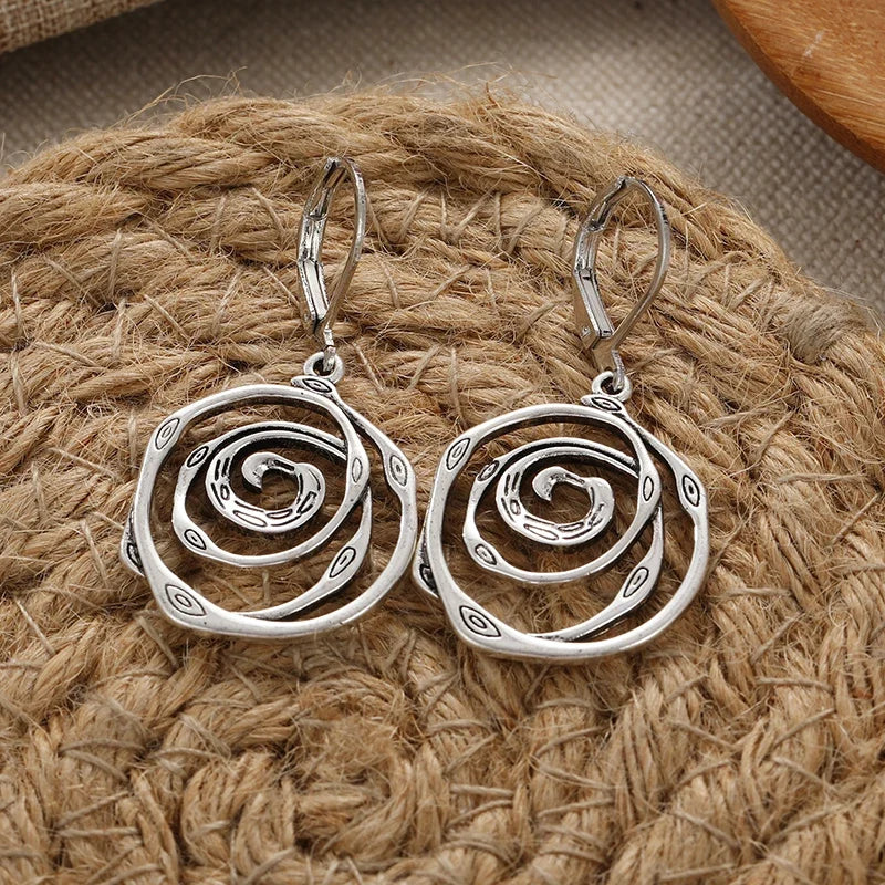 Vintage Handmade Silver Earring