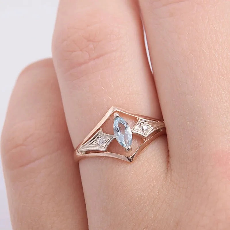 Stunning Gold Ring for Daily Wear