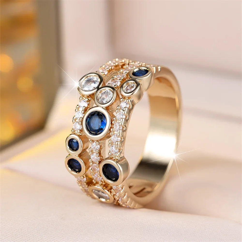 Classic Gold Ring with Timeless Appeal