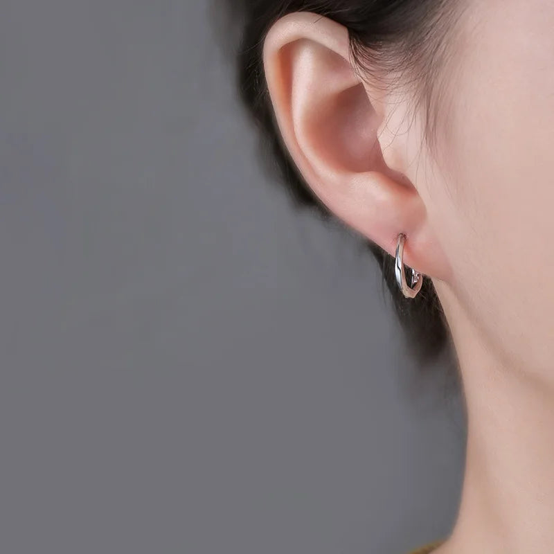 Beautiful Silver Earring with Unique Style