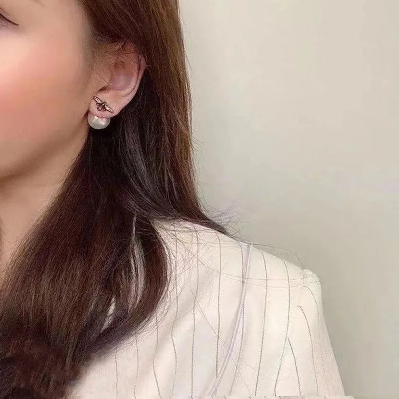 Stunning Gold Earring for Daily Wear