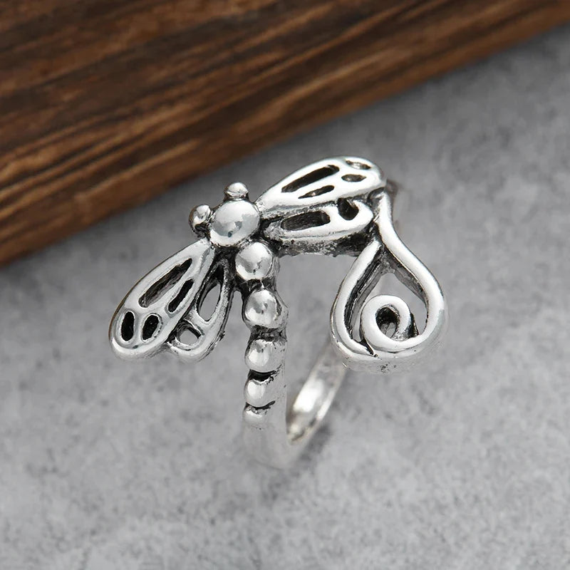 Elegant Silver Ring for Every Occasion