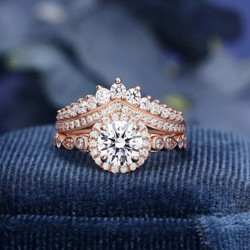 Charming Gold Set for Any Occasion