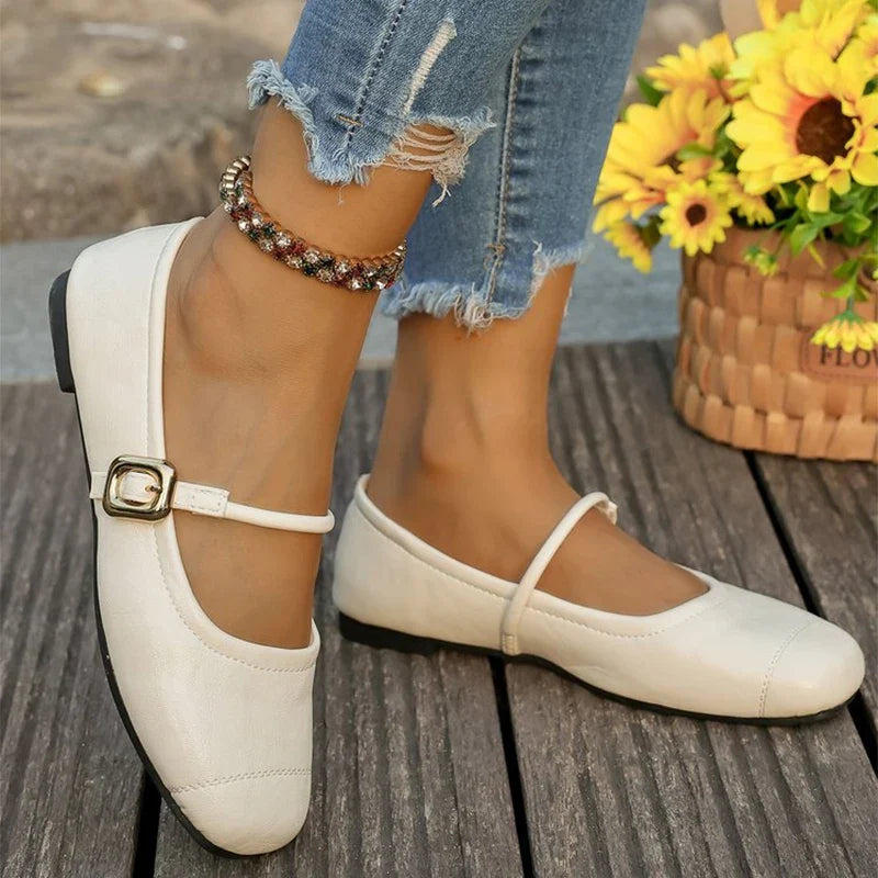 Versatile and Supportive Orthopedic Flats