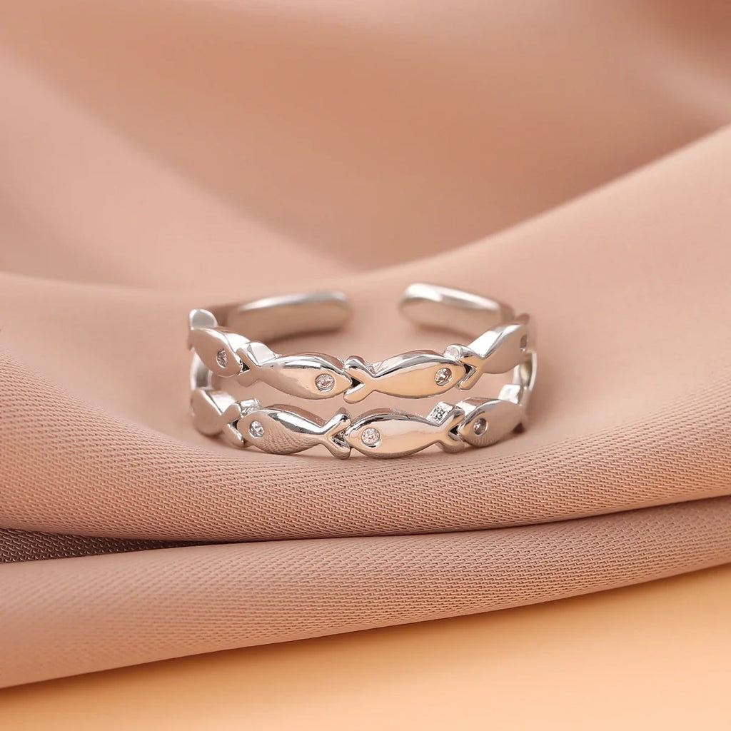 Charming Silver Ring for Any Occasion