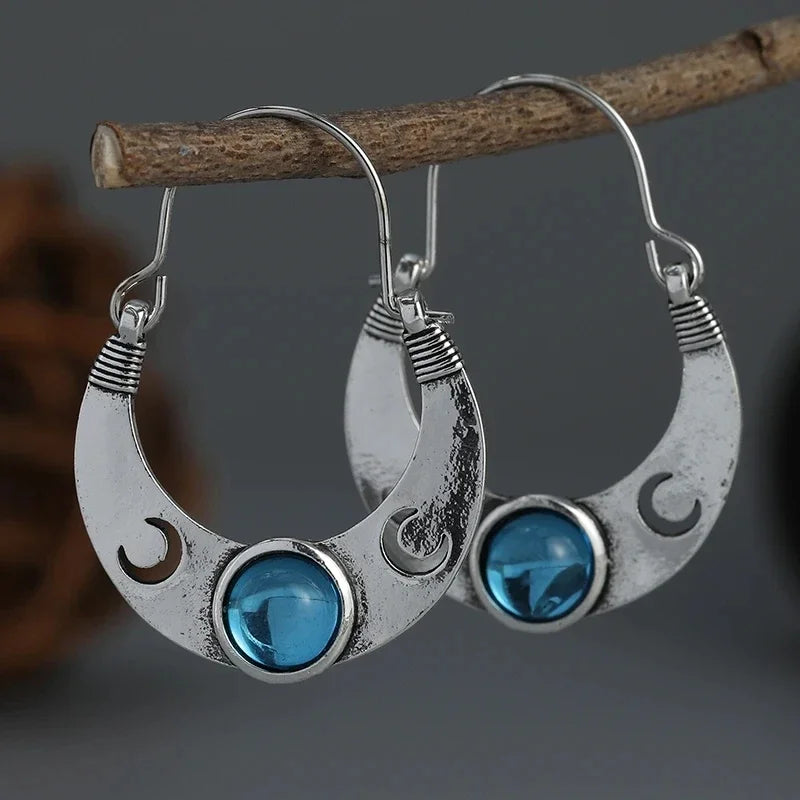 Romantic Silver Earring for Special Moments