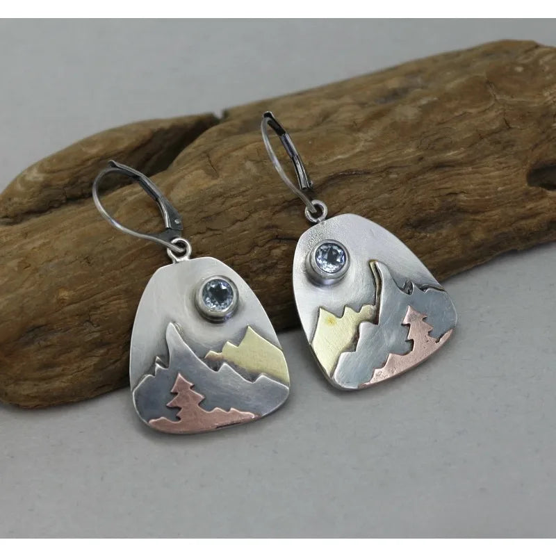 Romantic Silver Earring for Special Moments