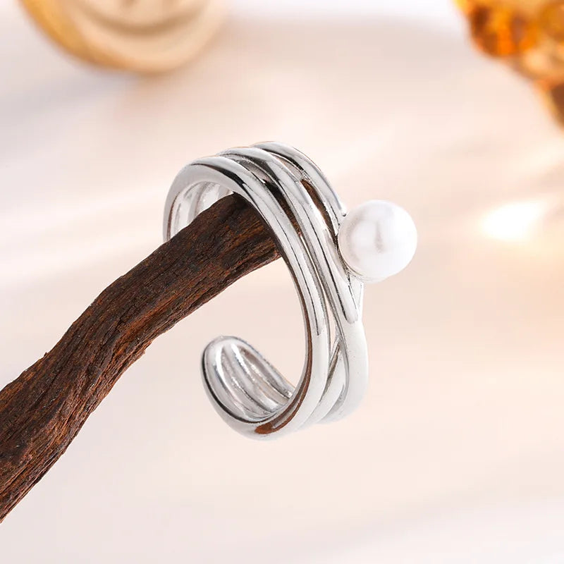 Classic Silver Ring with Timeless Appeal