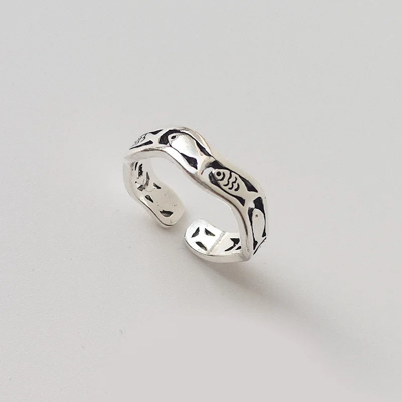 Charming Silver Ring for Any Occasion