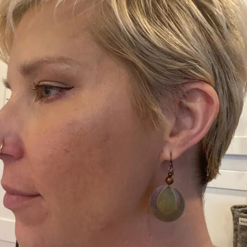 Elegant Gold Earring for Every Occasion