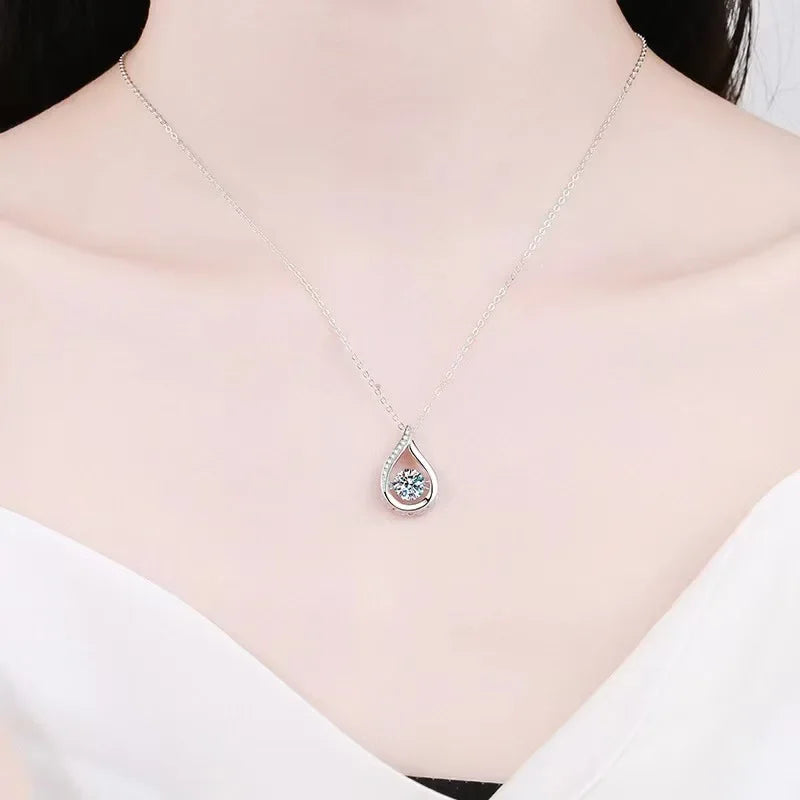 Charming Silver Necklace for Any Occasion