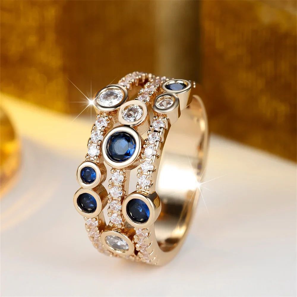 Classic Gold Ring with Timeless Appeal