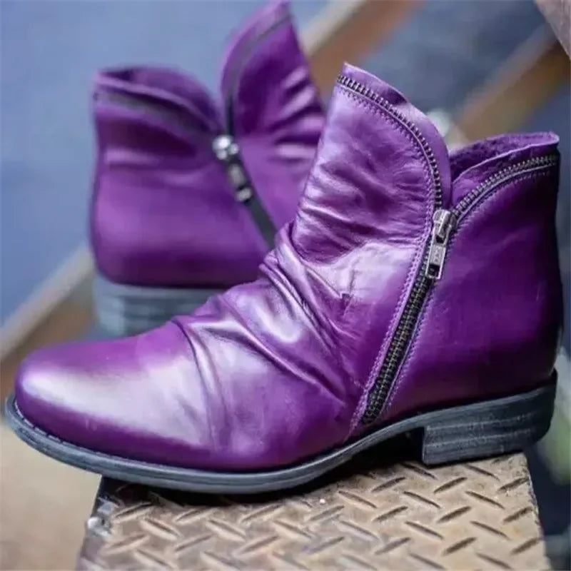 JO | Supportive and versatile orthopaedic shoes