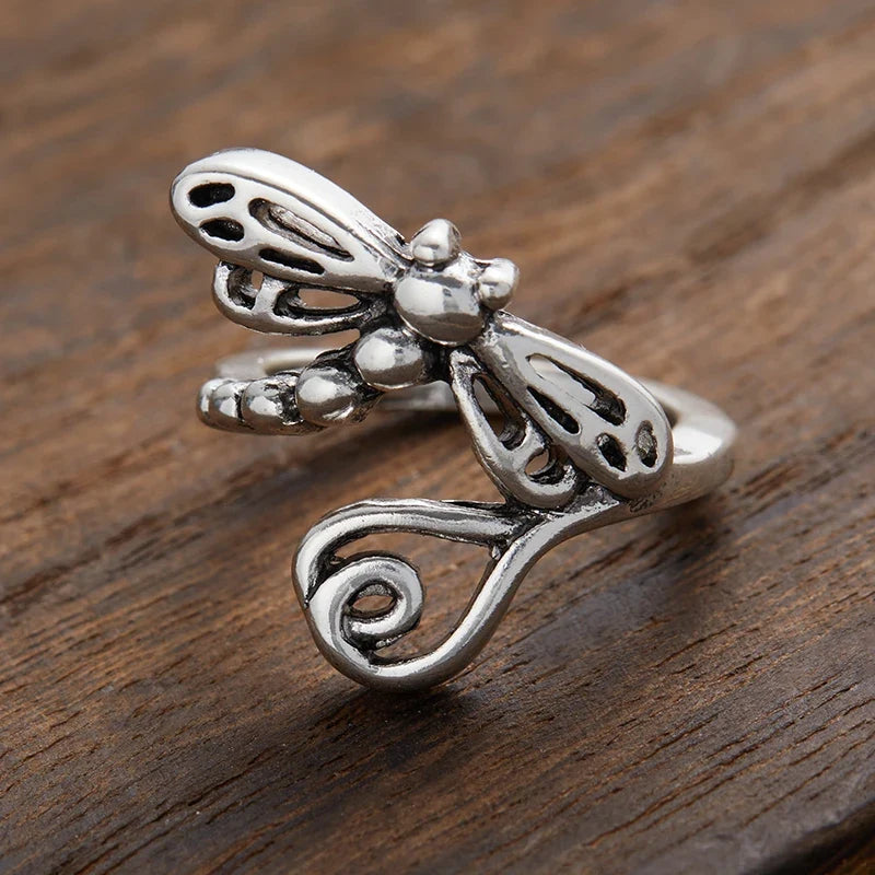Elegant Silver Ring for Every Occasion