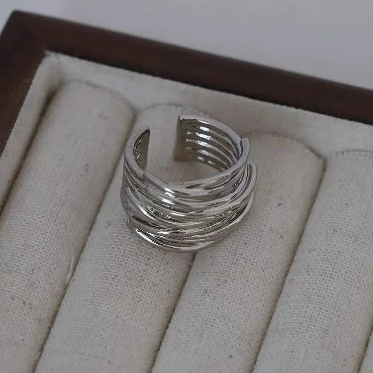 Romantic Gold Ring for Special Moments