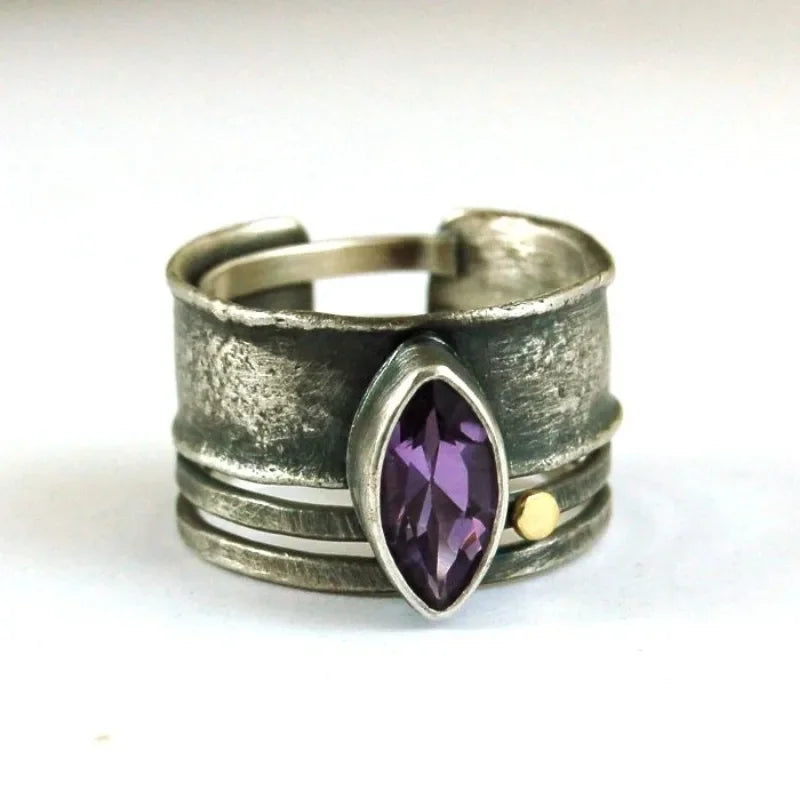 Beautiful Ring with Unique Style