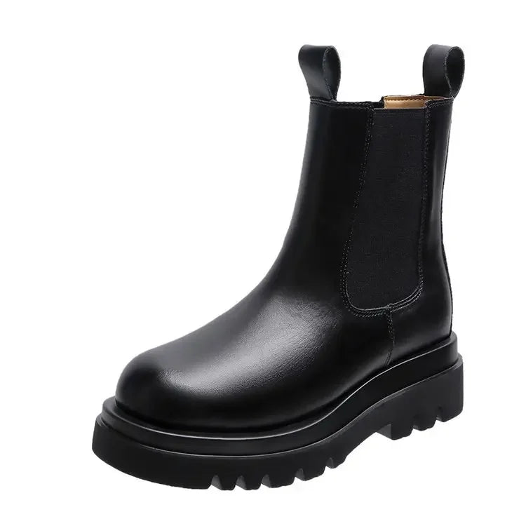 Tailored and Comfortable Orthopedic Boots