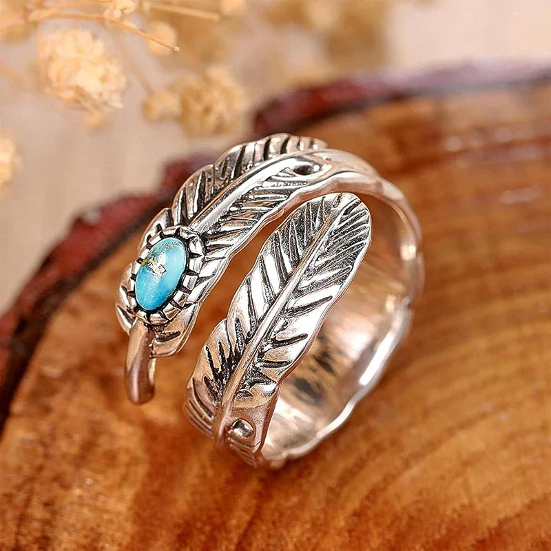 Classic Silver Ring with Timeless Appeal