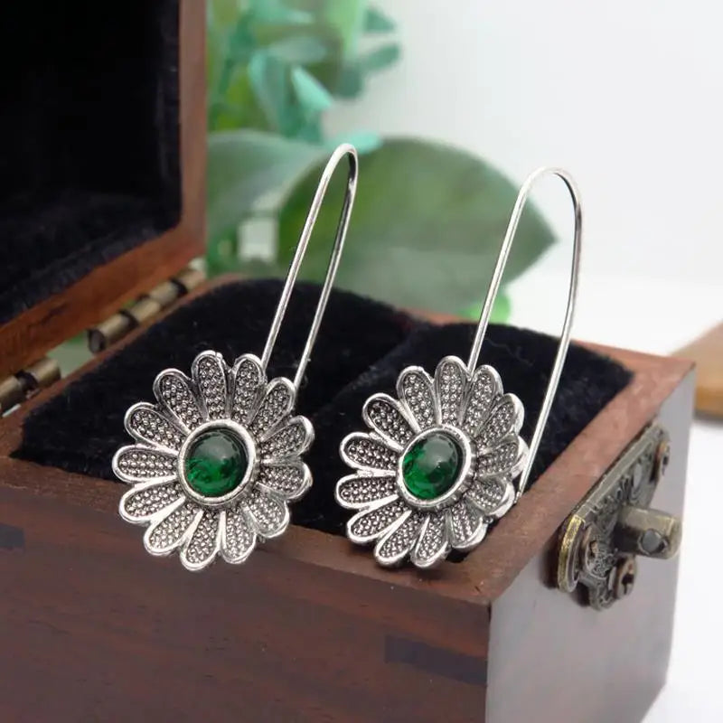 Vintage Handmade Silver Earring