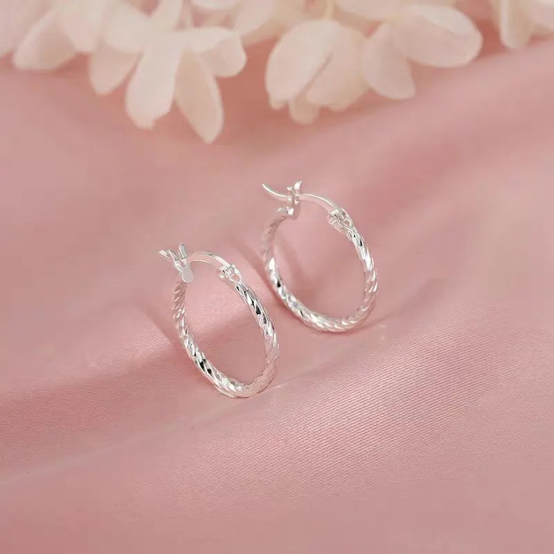 Elegant Silver Earring for Every Occasion