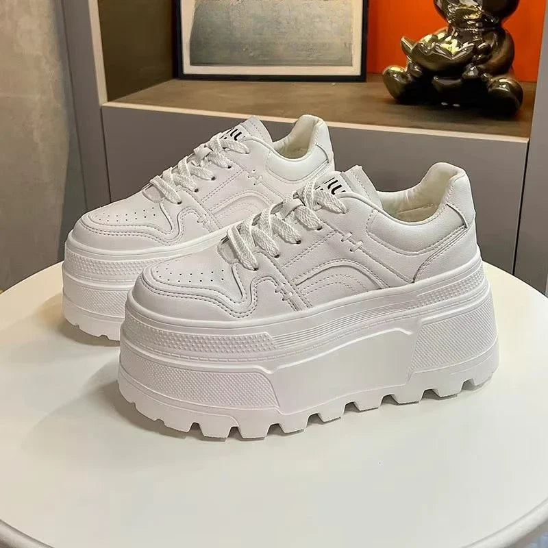 Durable and Supportive Orthopedic Sneakers