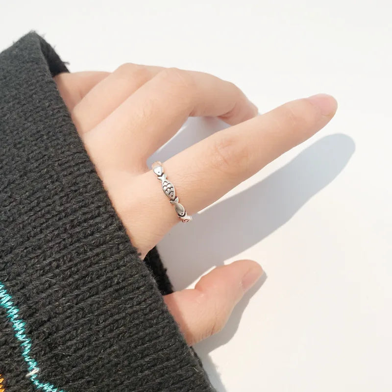 Charming Silver Ring for Any Occasion