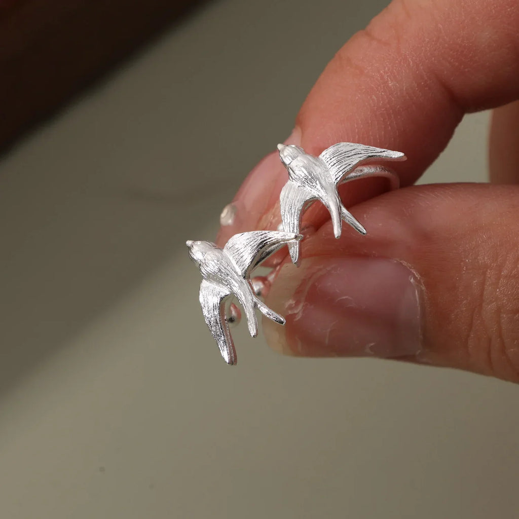 Beautiful Silver Piece with Unique Style