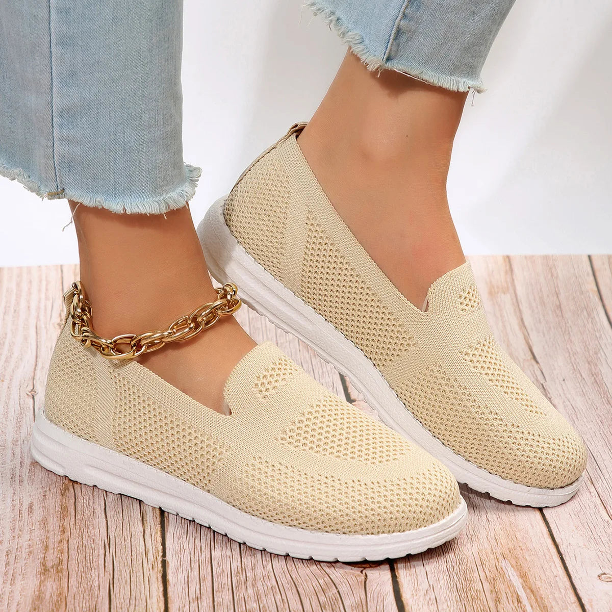 Versatile and Supportive Orthopedic Sneakers