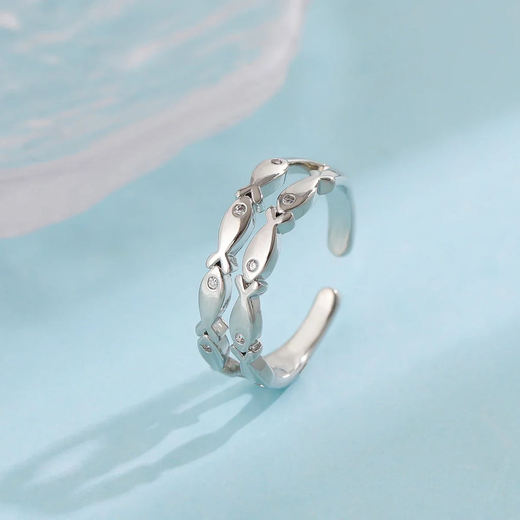 Charming Silver Ring for Any Occasion