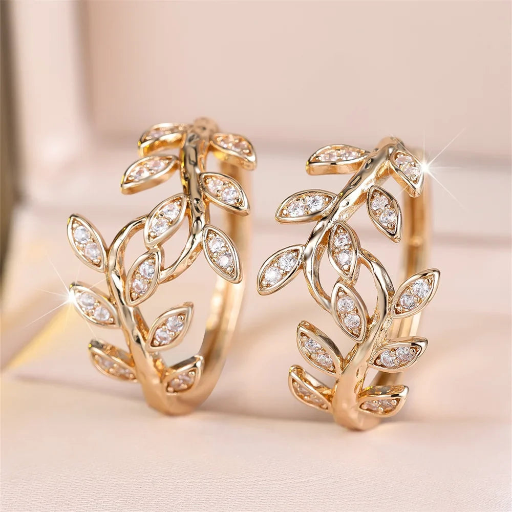 Vintage Handmade Gold Earring