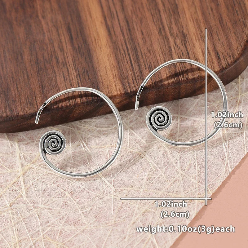 Romantic Silver Earring for Special Moments