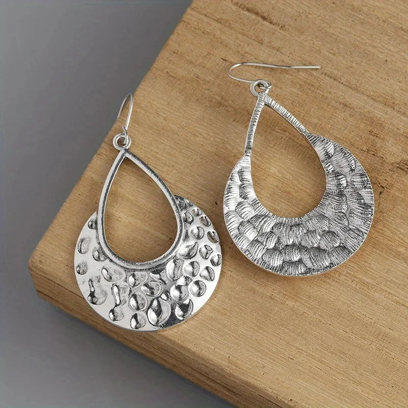Elegant Silver Earring for Every Occasion