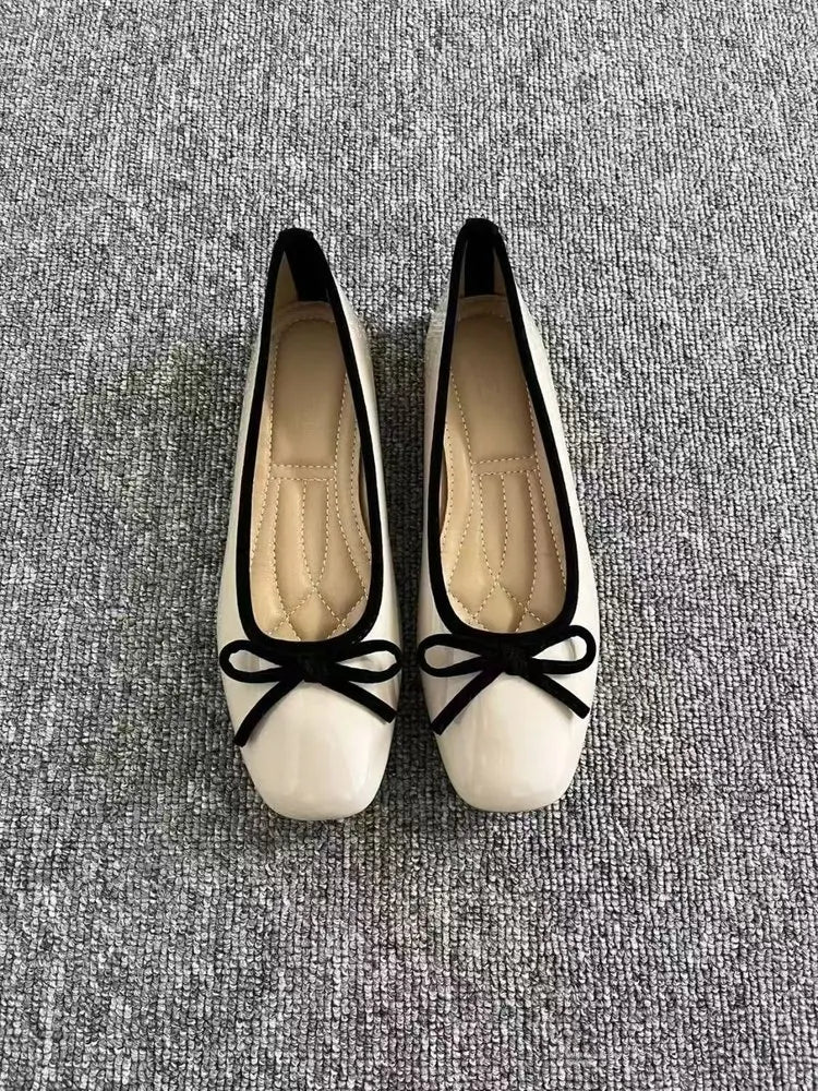 Fashionable and Supportive Orthopedic Flats