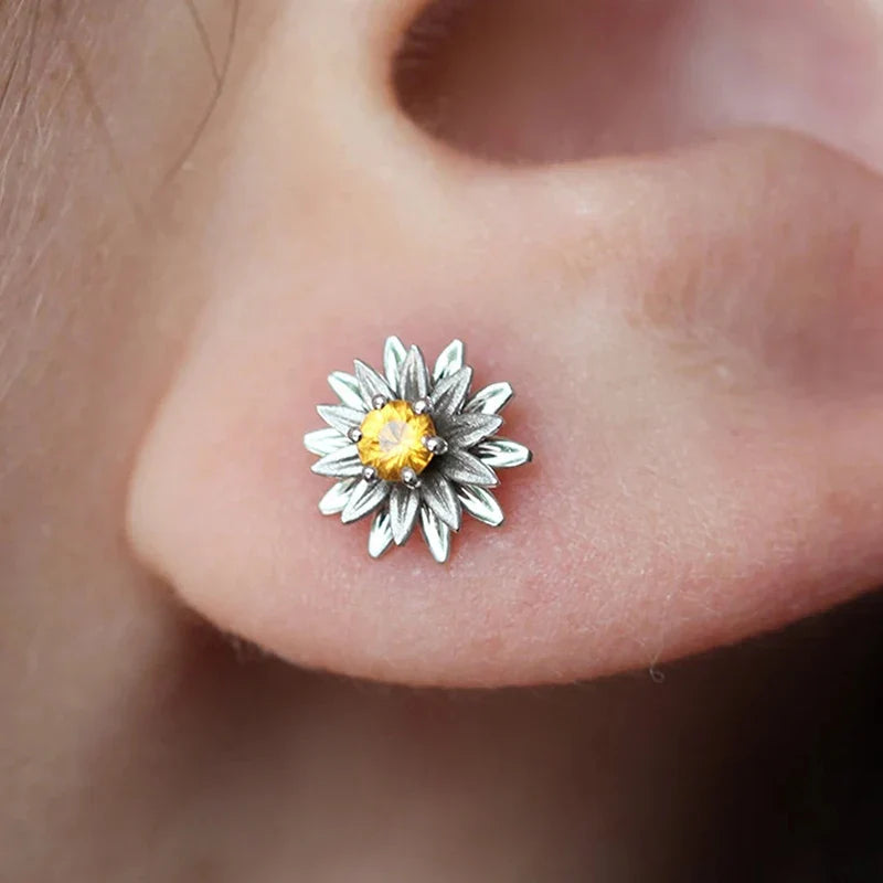 Stunning Gold Earring for Daily Wear