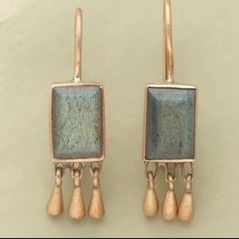 Stunning Gold Earring for Daily Wear