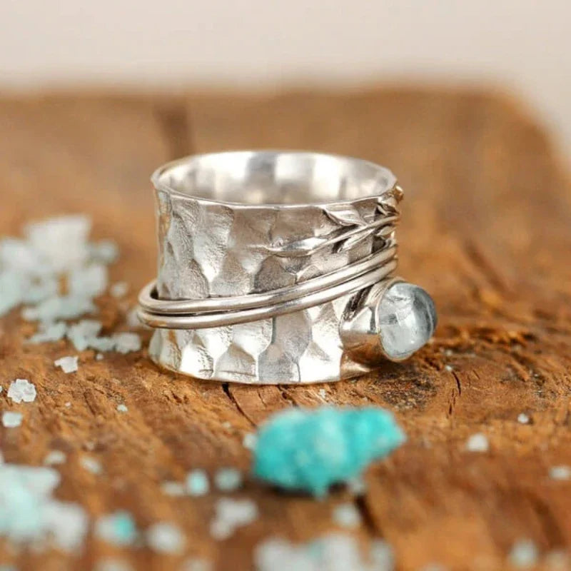 Charming Silver Ring for Any Occasion