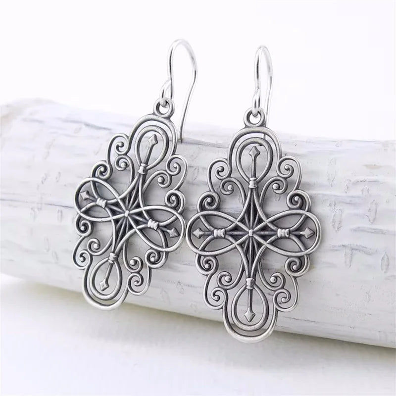 Stunning Silver Earring for Daily Wear
