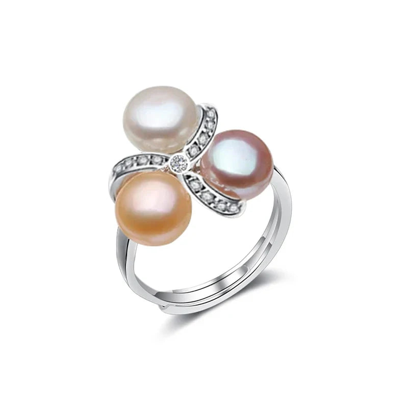 Classic Silver Ring with Timeless Appeal