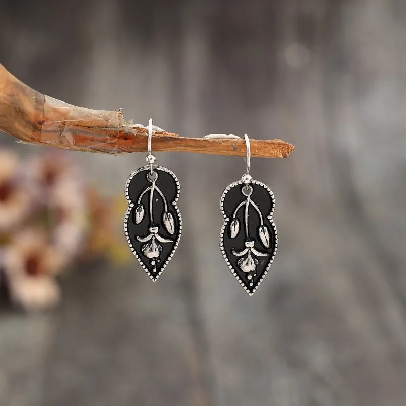 Stunning Silver Earring for Daily Wear