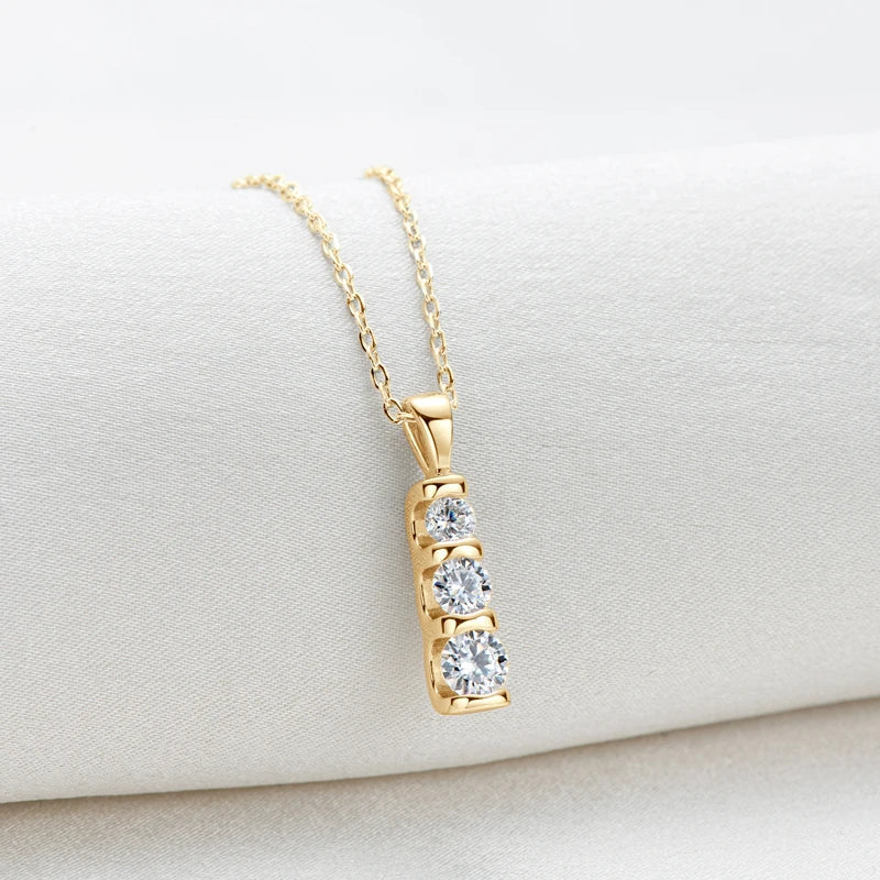 Charming Gold Necklace for Any Occasion