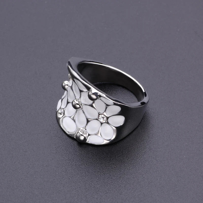 Beautiful Ring with Unique Style