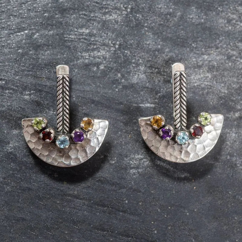 Charming Silver Earring for Any Occasion