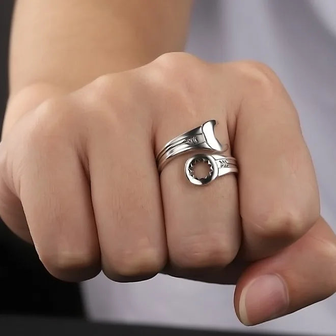 Charming Silver Ring for Any Occasion