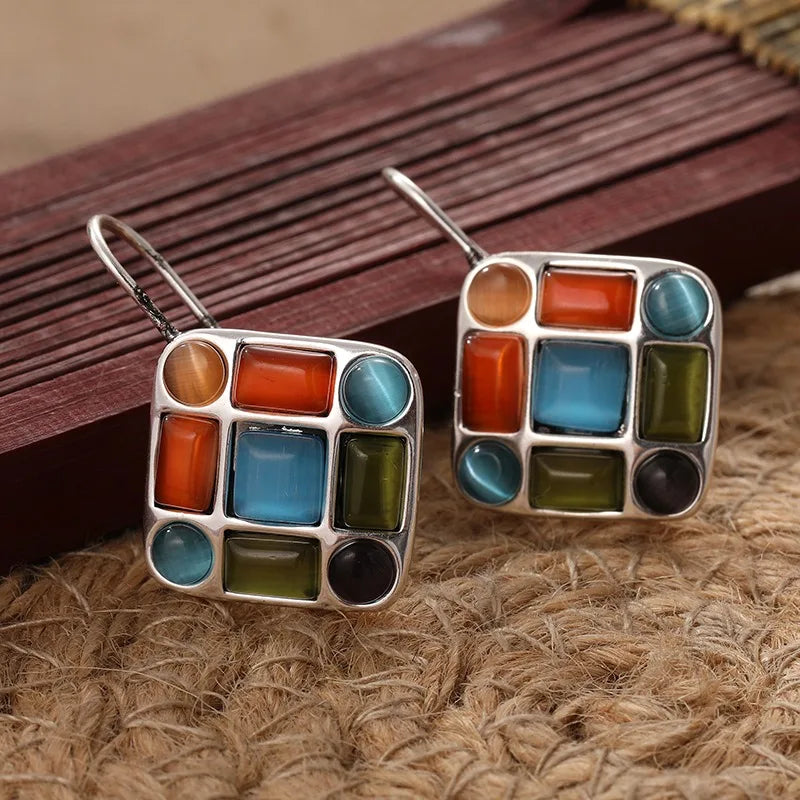 Charming Silver Earring for Any Occasion