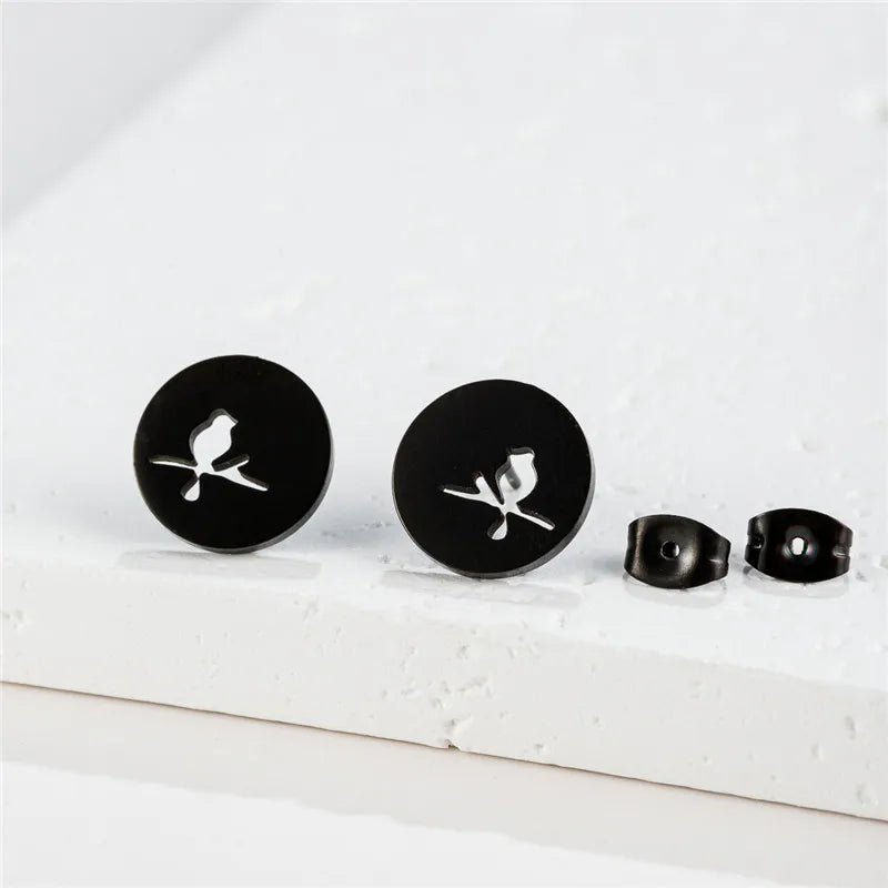 Classic Earring with Timeless Appeal