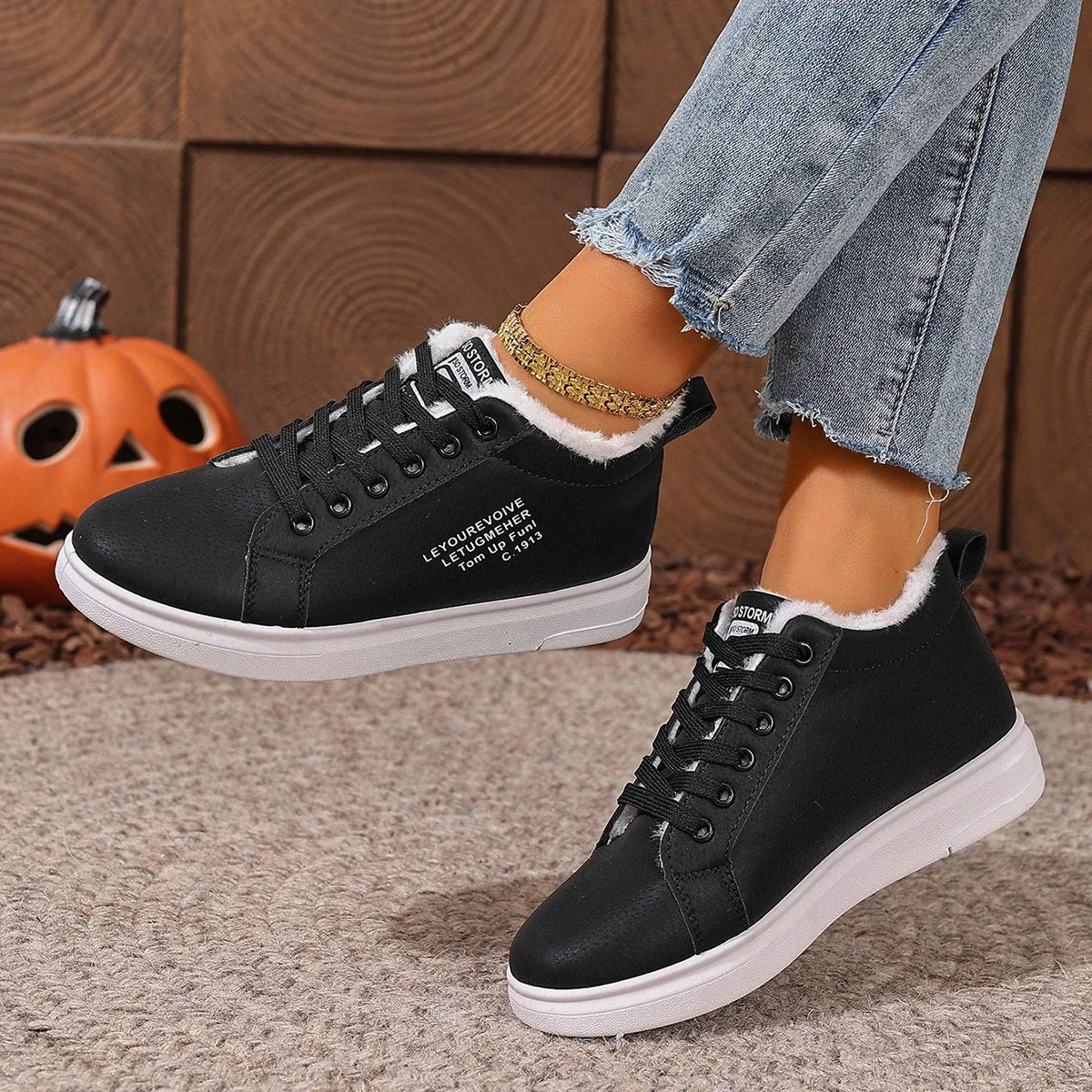 Durable and Supportive Orthopedic Sneakers