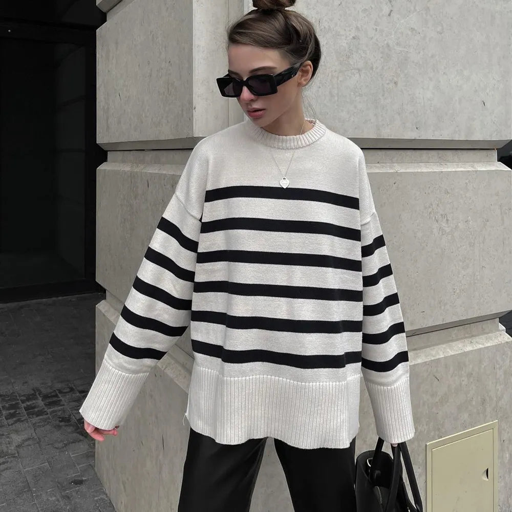 JO | Casual oversized striped sweater